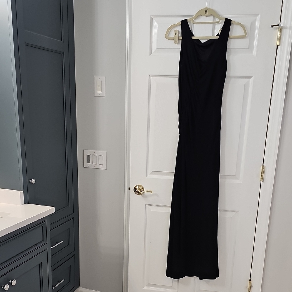 Elegant Black Maxi Dress
